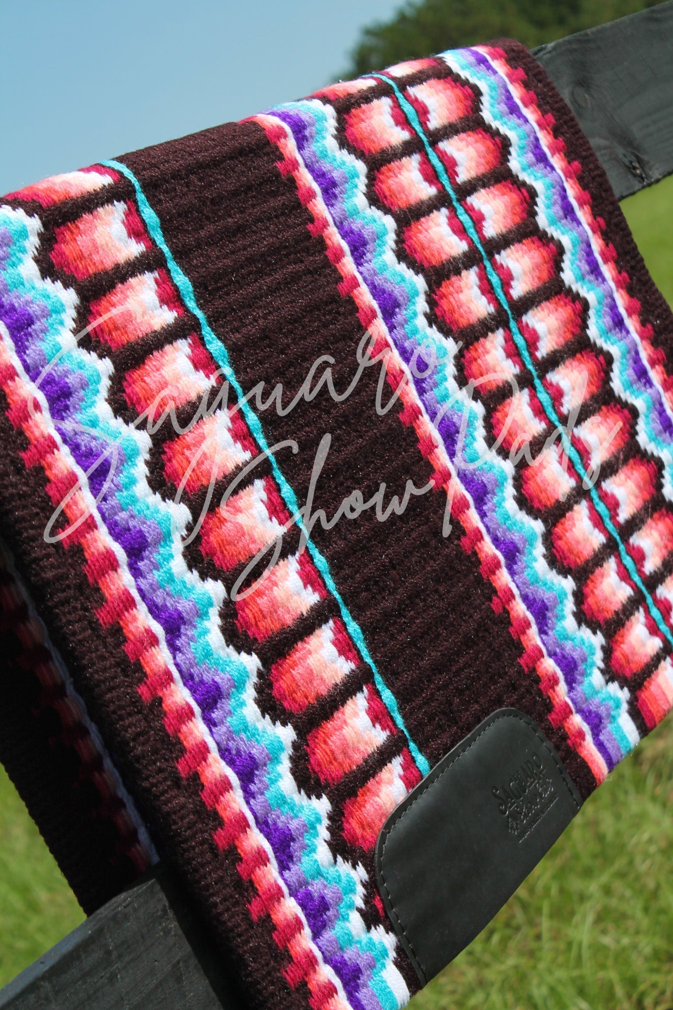 #2322 "Savannah” Show Pad - Re-Order