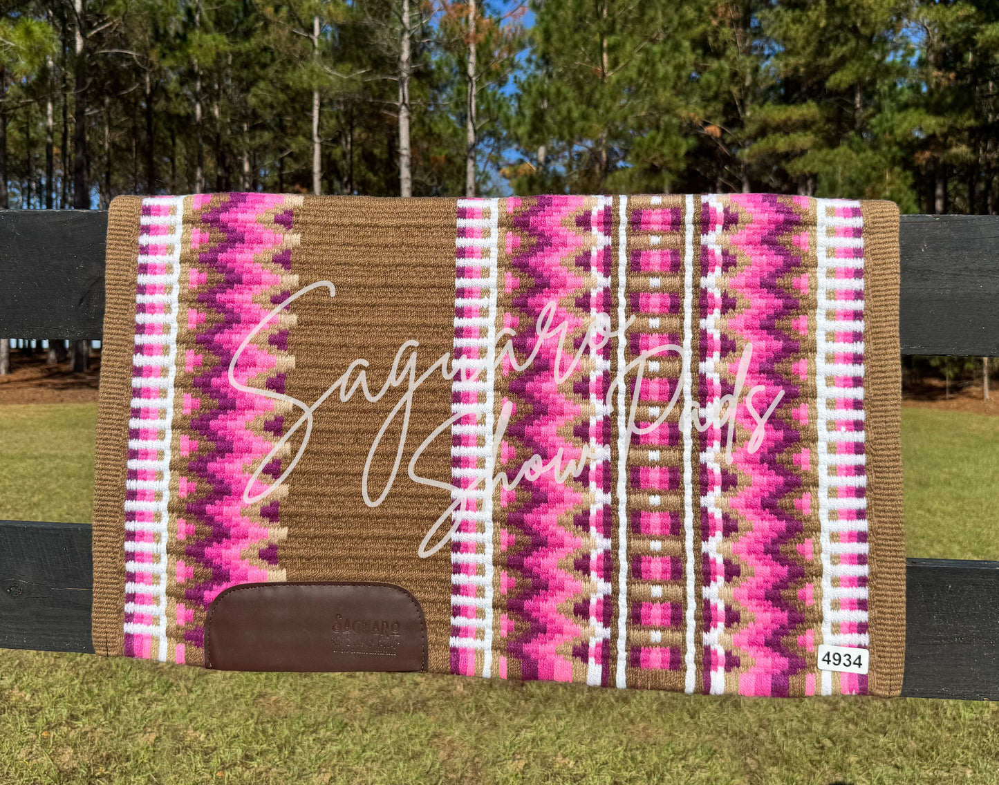 #4934 "Avery" Show Pad - Re-Order