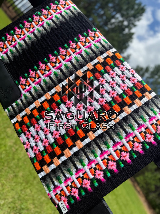 #6387 "Karlie 2.0” First Class Show Pad