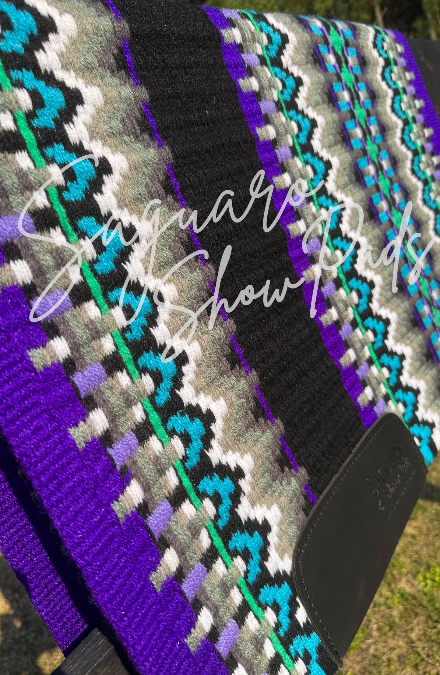 #6050 "Bonnie" Show Pad - Re-Order