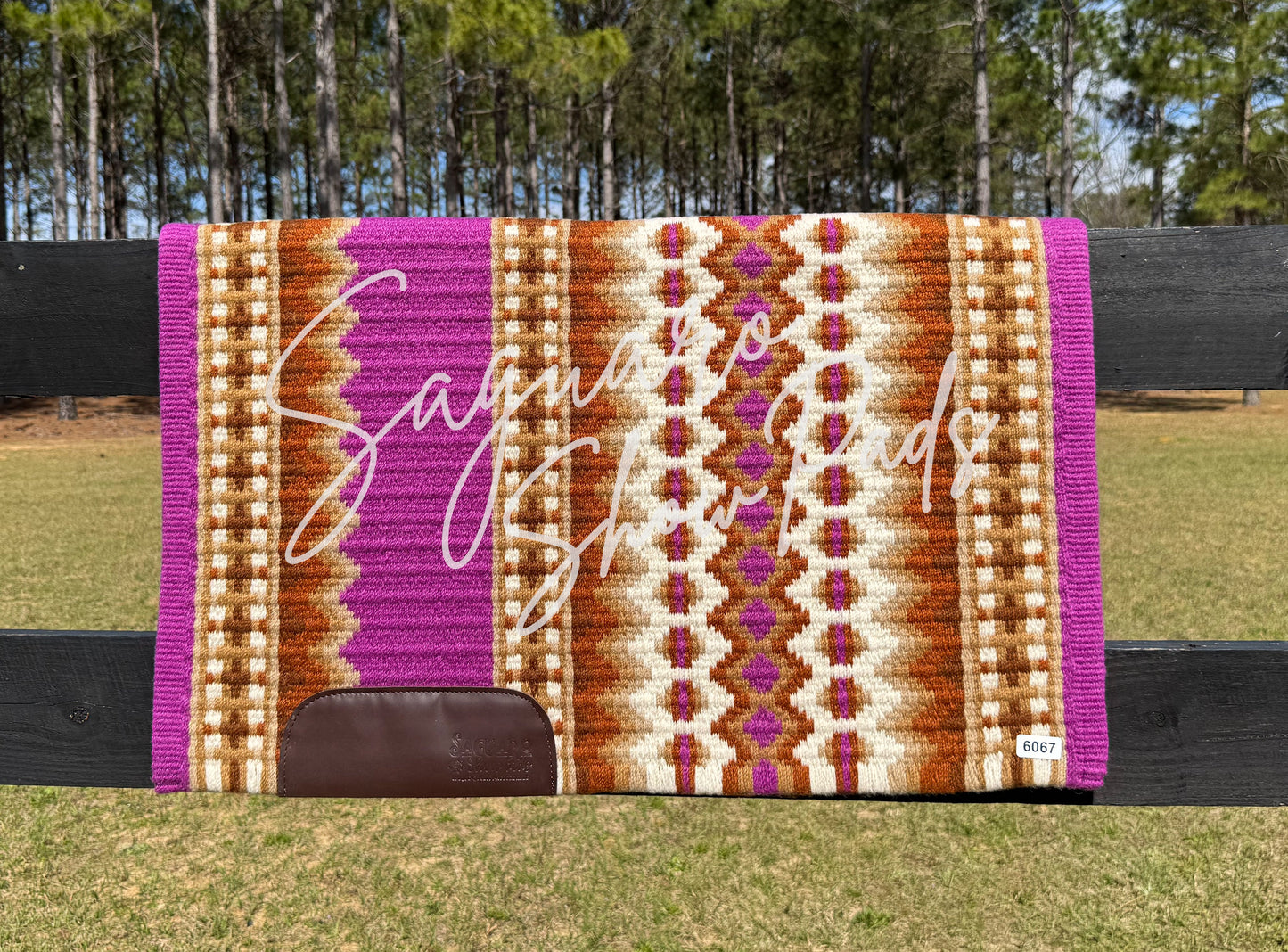 #6067 "Allister" Show Pad