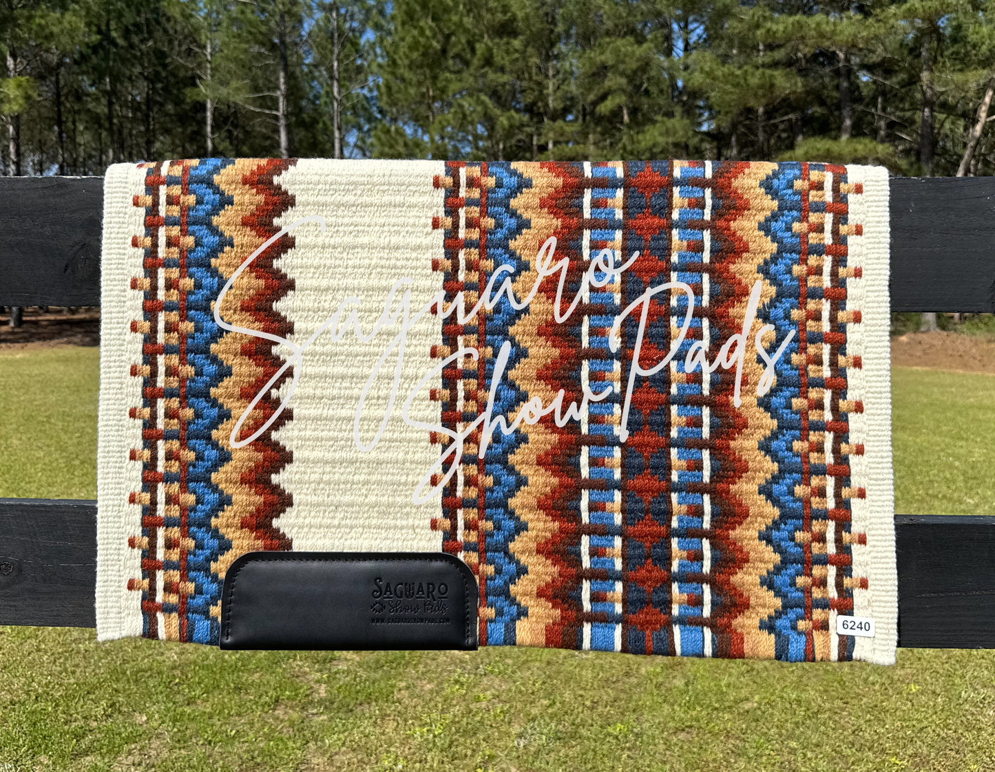 #6240 "Bonnie" Show Pad