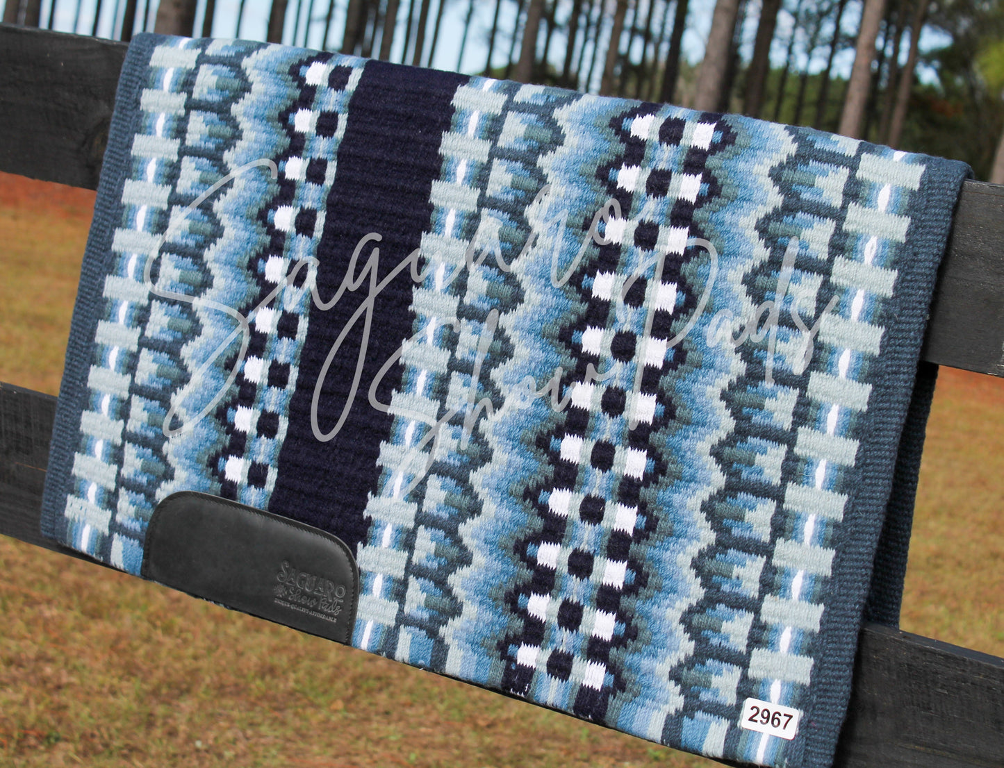#2967 "Magnolia" Show Pad