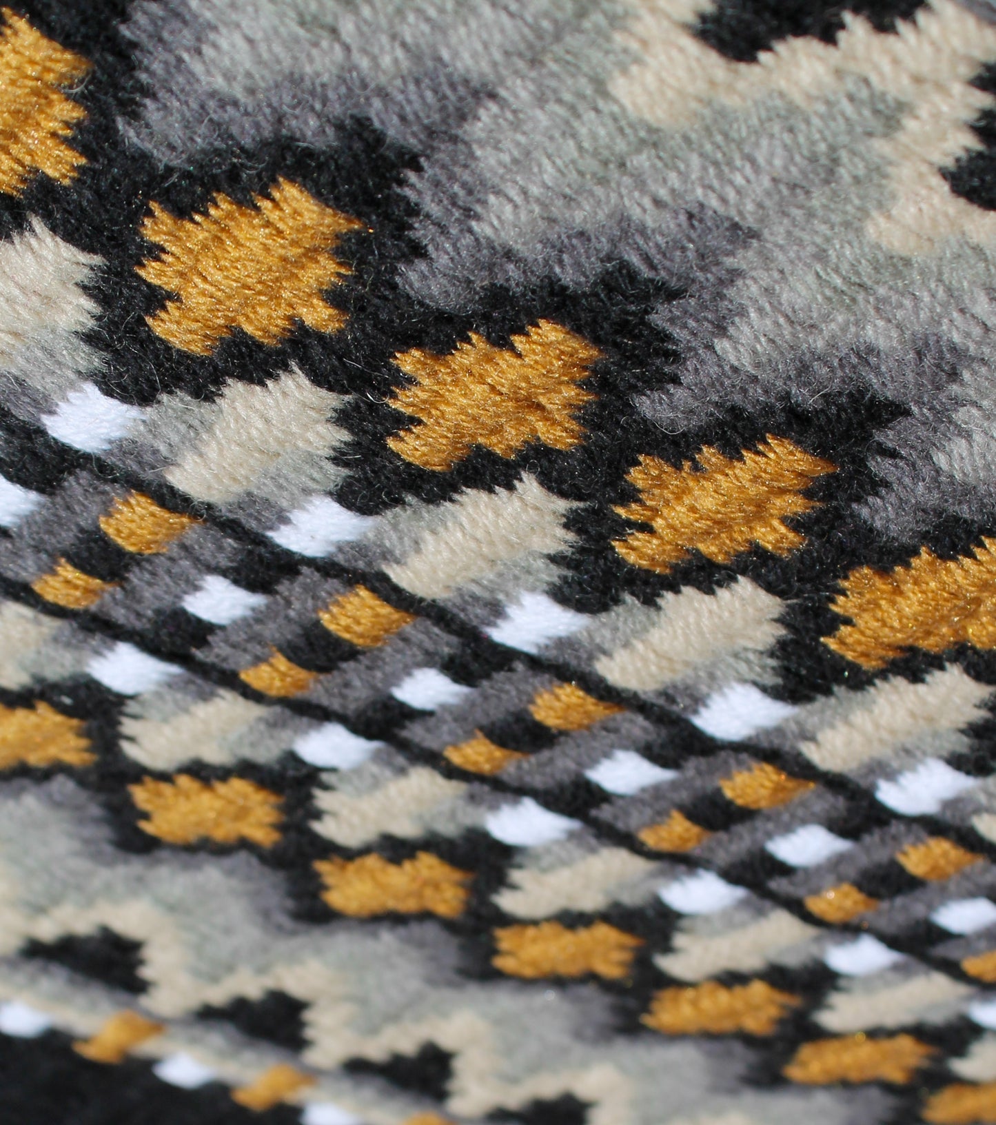 #4591 "Electra" Show Pad - Re-Order