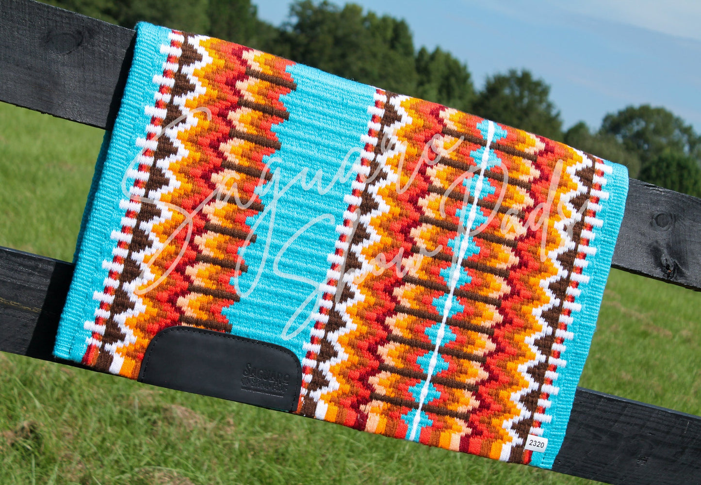 #2320 "Savannah” Show Pad