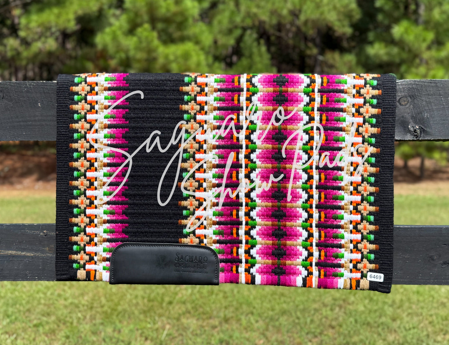 #6469 "Karlie" Show Pad