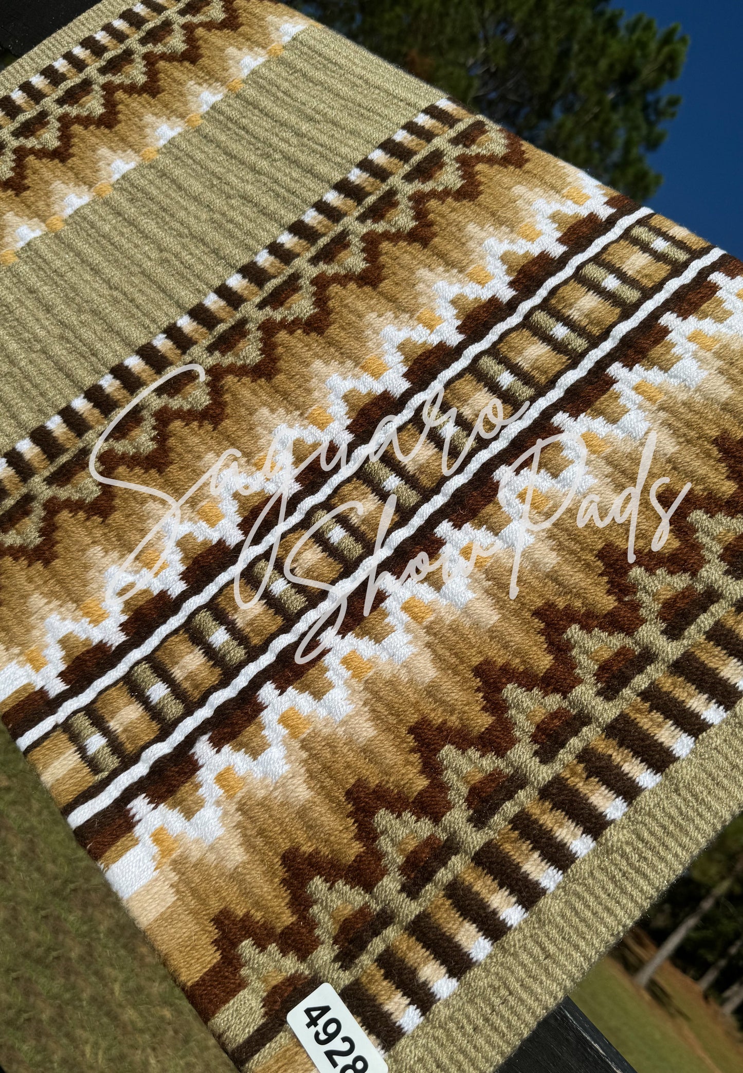#4928 "Avery" Show Pad - Re-Order