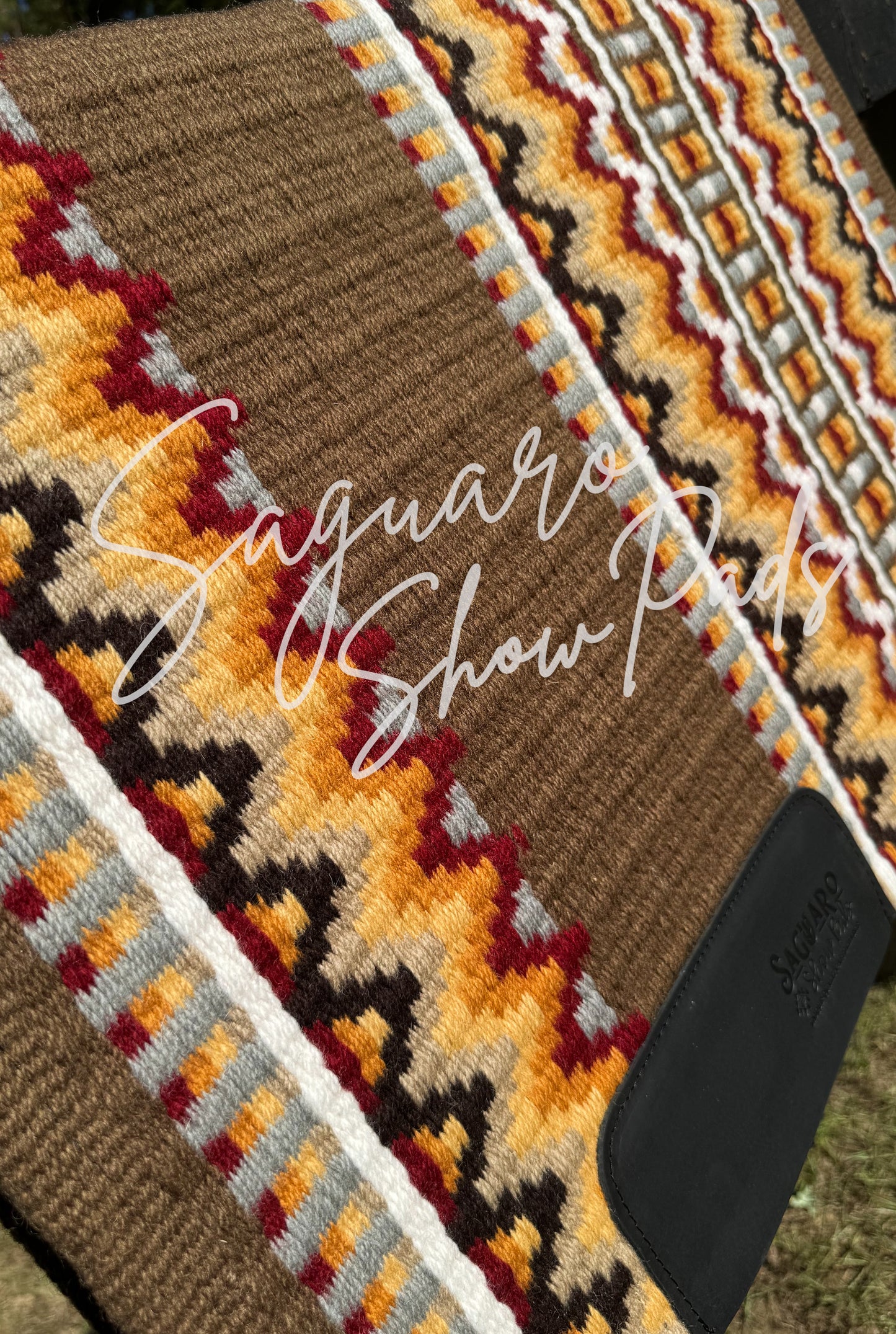 #4936 "Avery" Show Pad - Re-Order