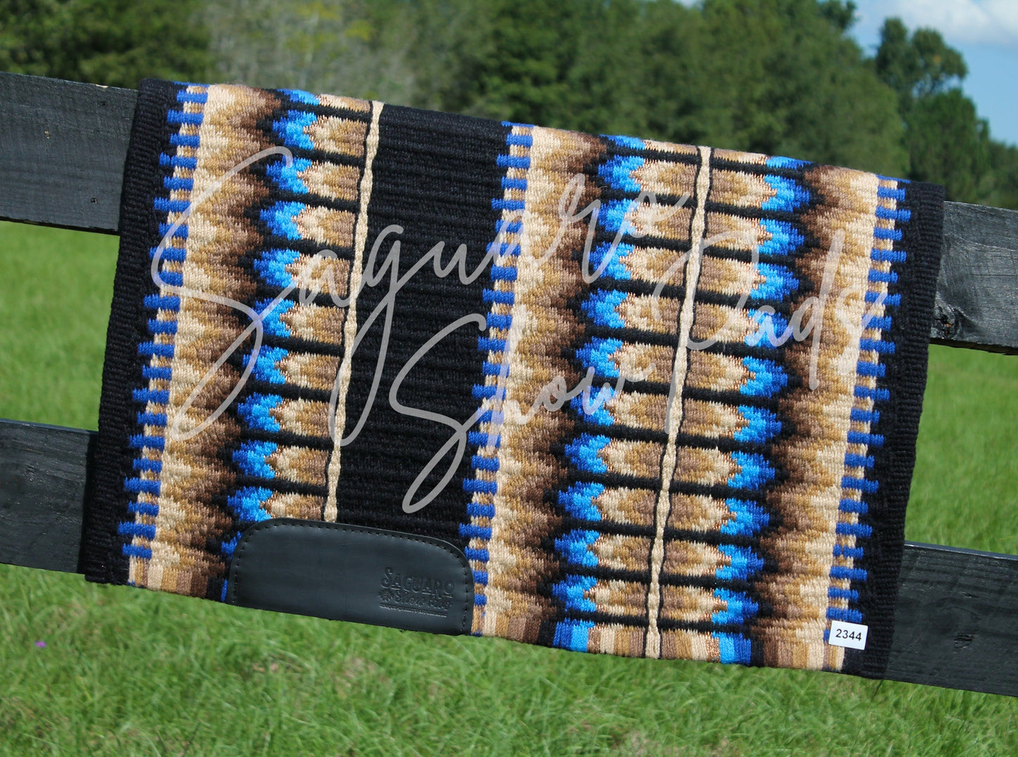 #2344 "Savannah” Show Pad