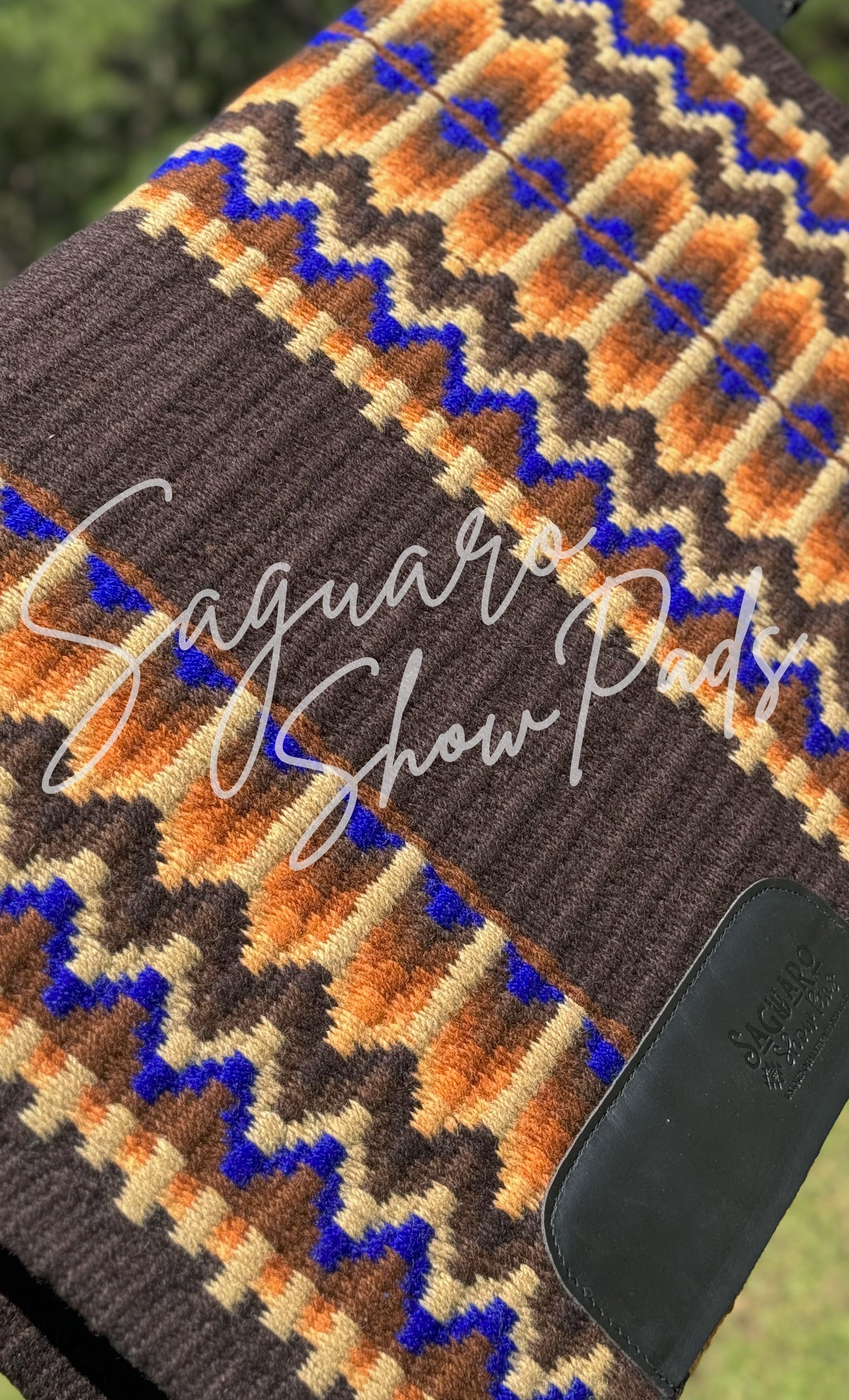 #4709 "Savannah" Show Pad