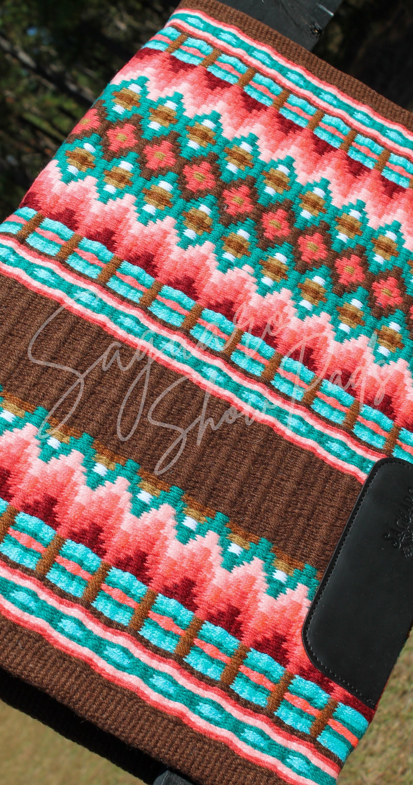 #2965 "Molly" Show Pad - Re-Order