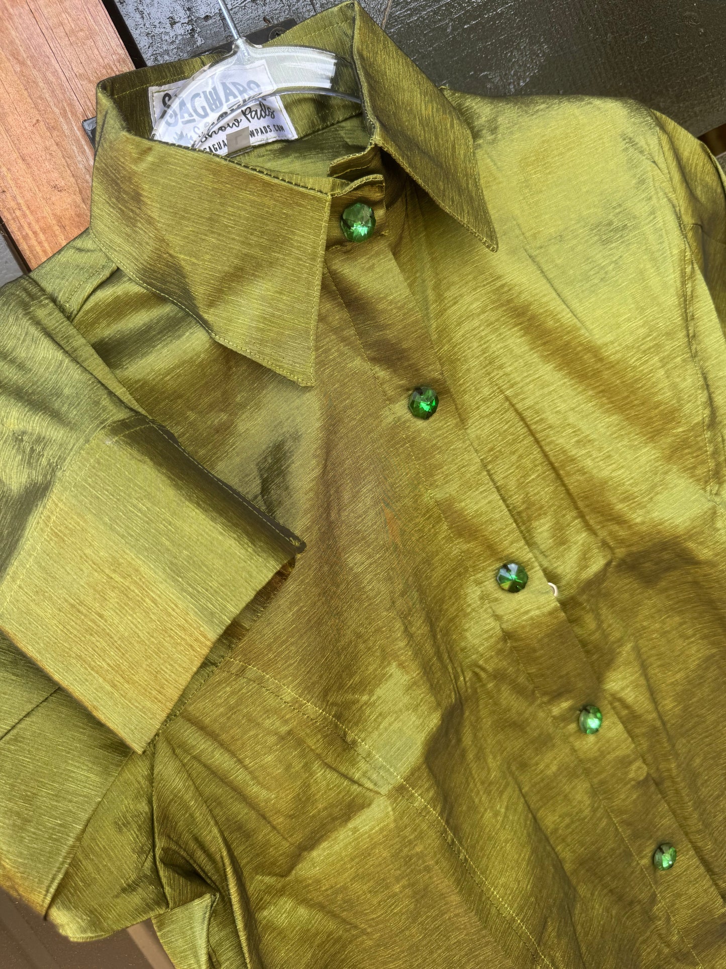 Olive hidden zip by Saguaro