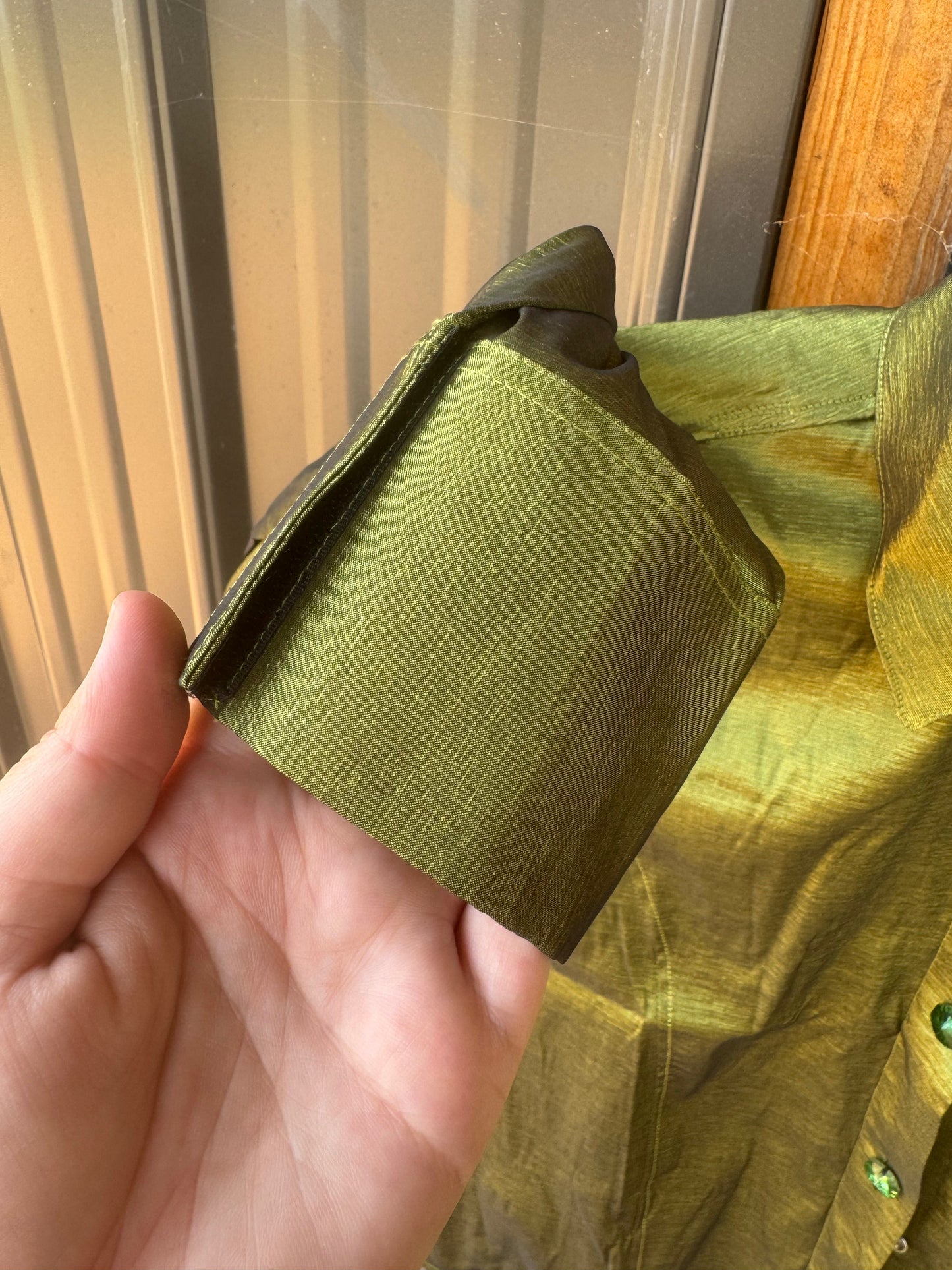 Olive hidden zip by Saguaro