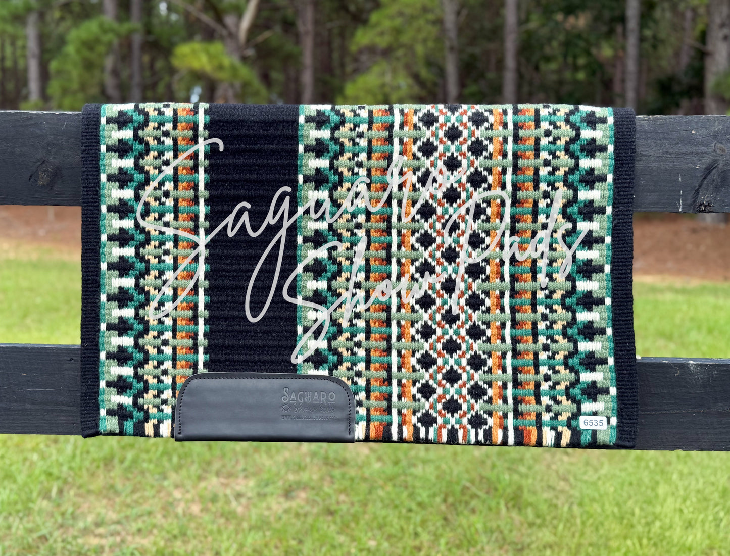 #6535 "Jeremiah" Show Pad