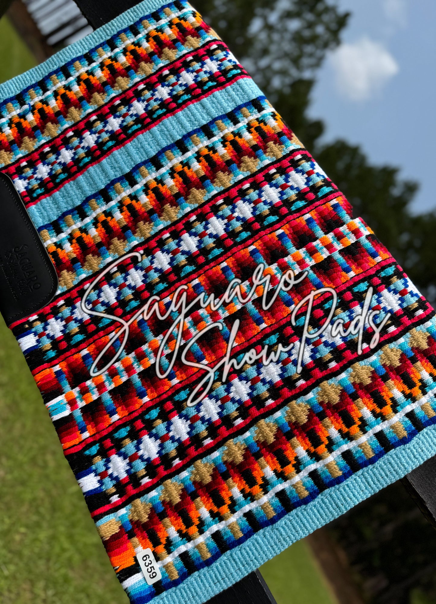 #6359 "Isla" Show Pad