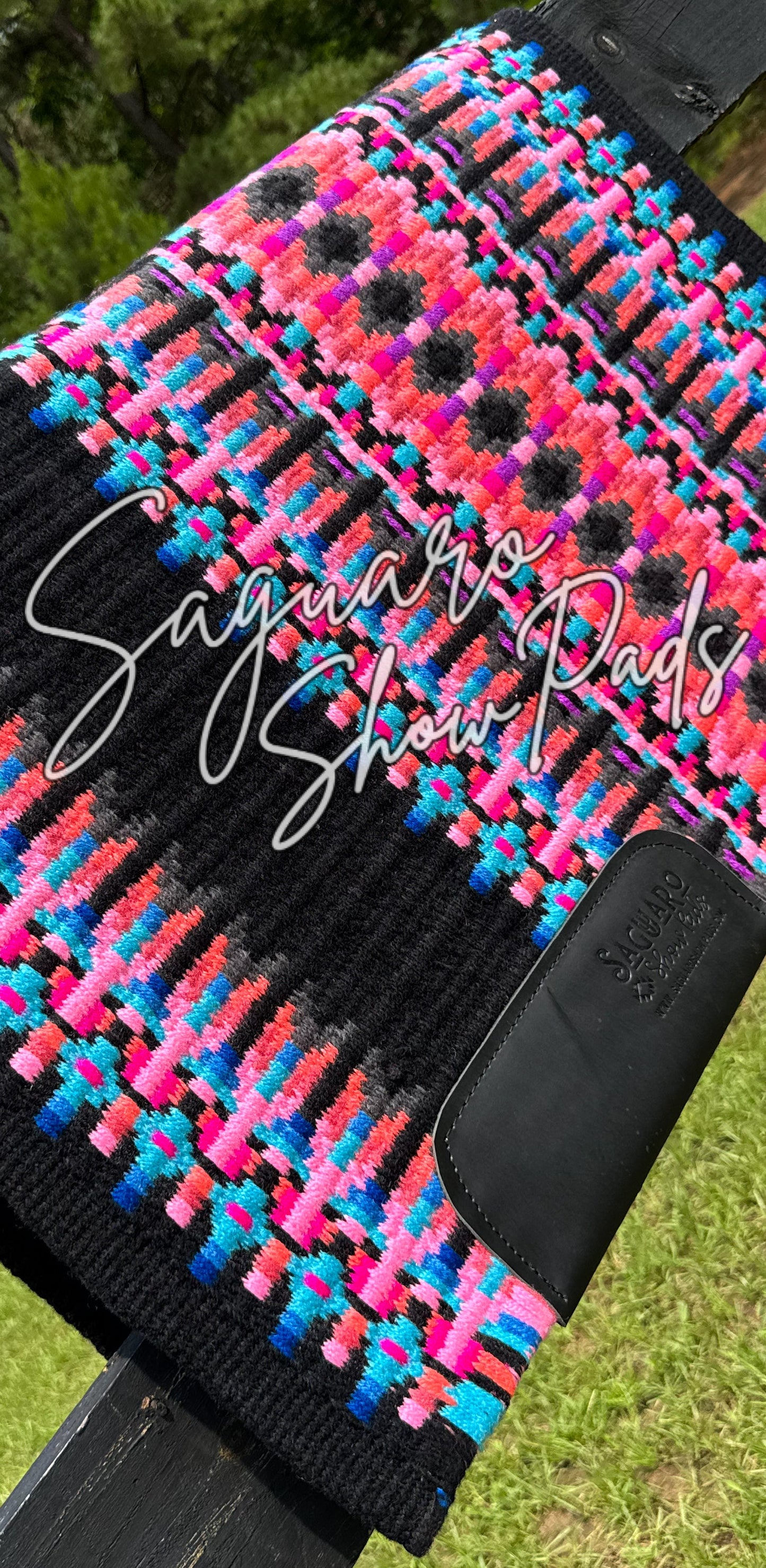#6349 "Karlie" Show Pad