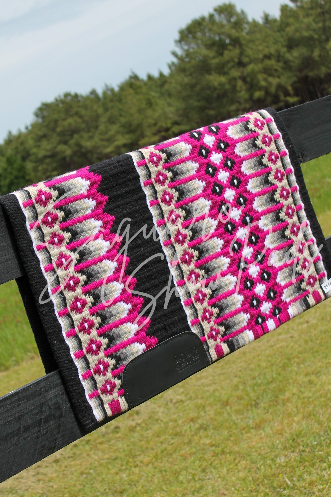 #2116 "Aries” Show Pad - Re-Order