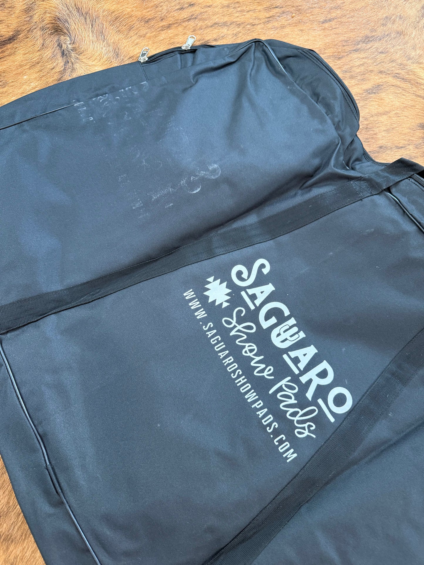 SINGLE PAD BAG WITH FLAW