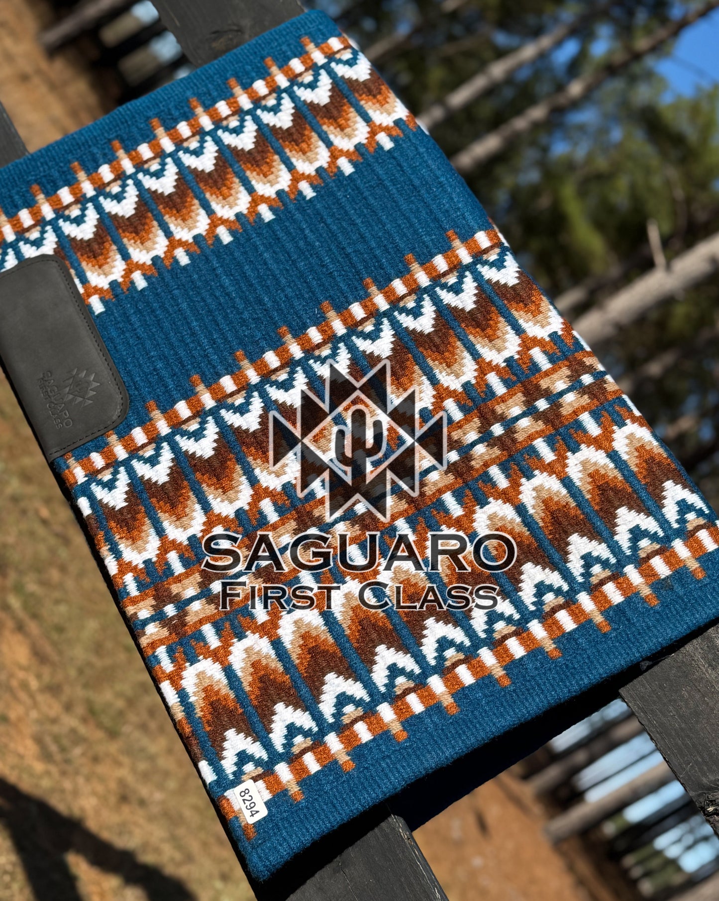 #8294 "Banks 2.0” First Class™️ Show Pad