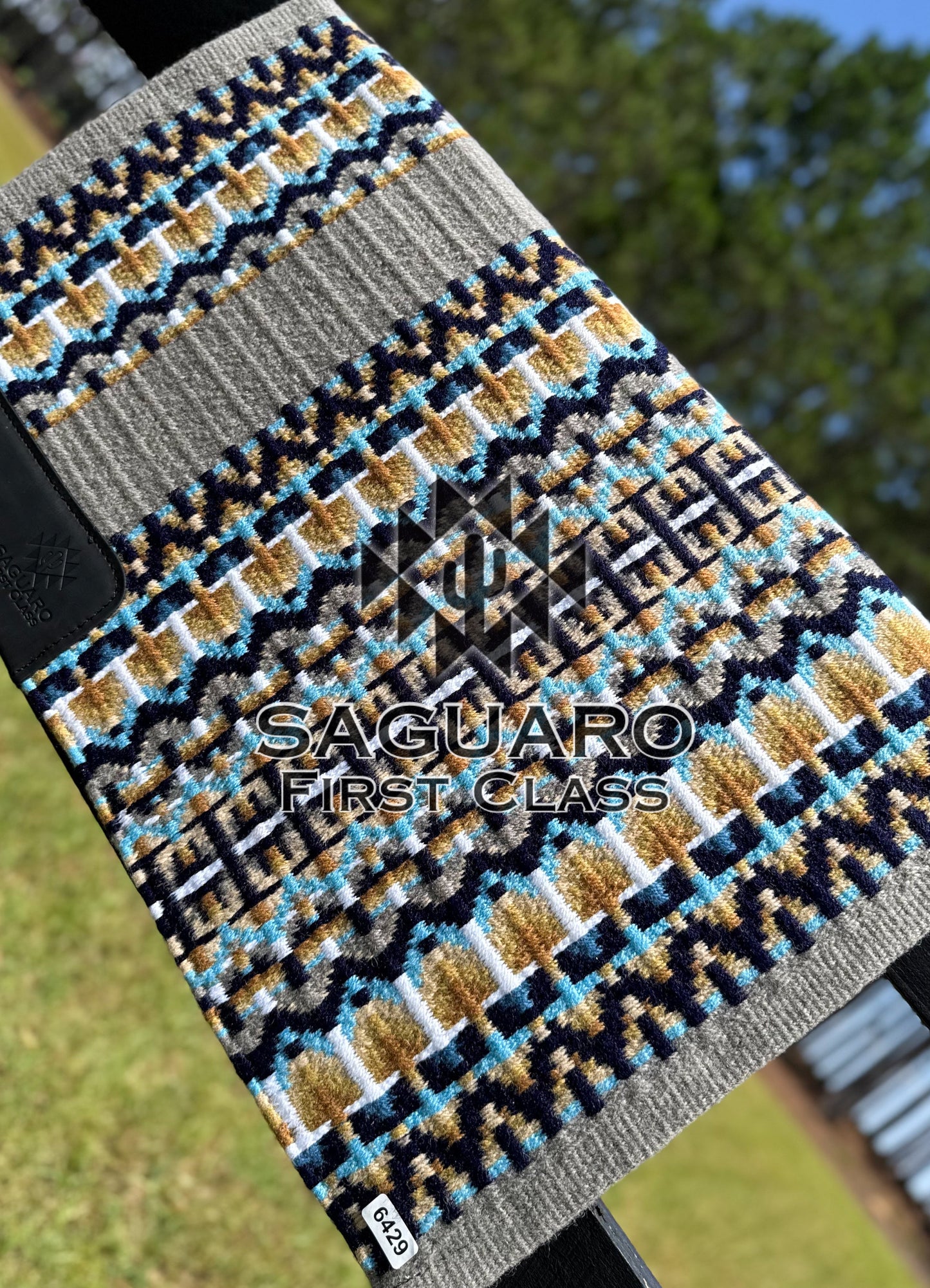 #8123 "Francesca 2.0” First Class™️ Show Pad