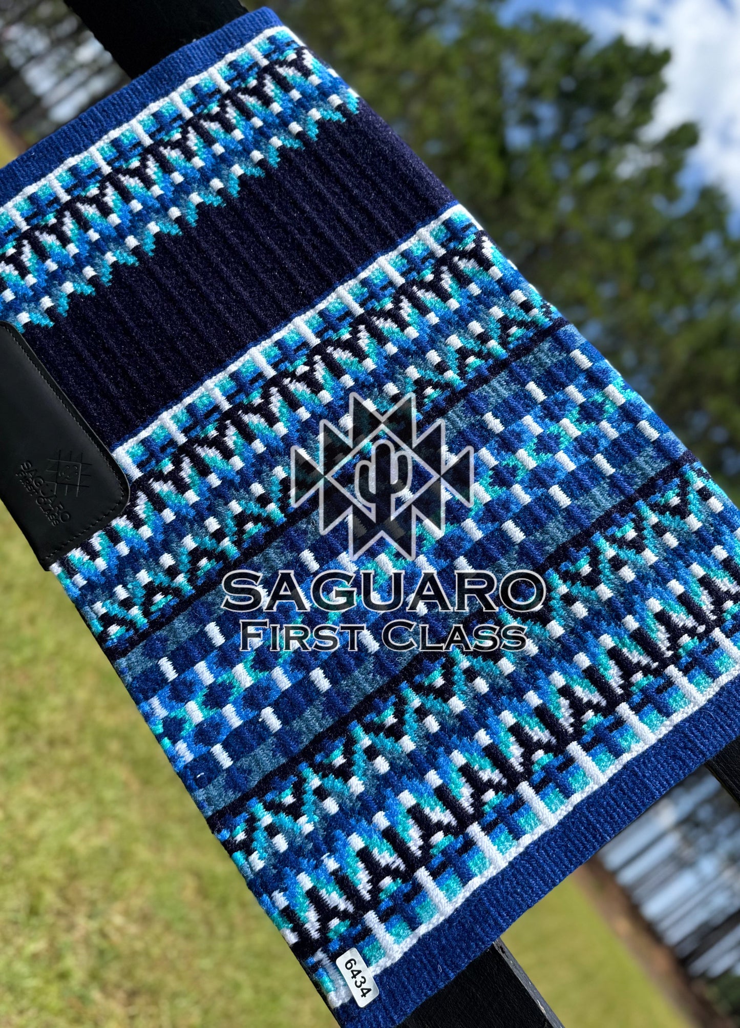 #6434 "Wilder  2.0” First Class™️ Show Pad