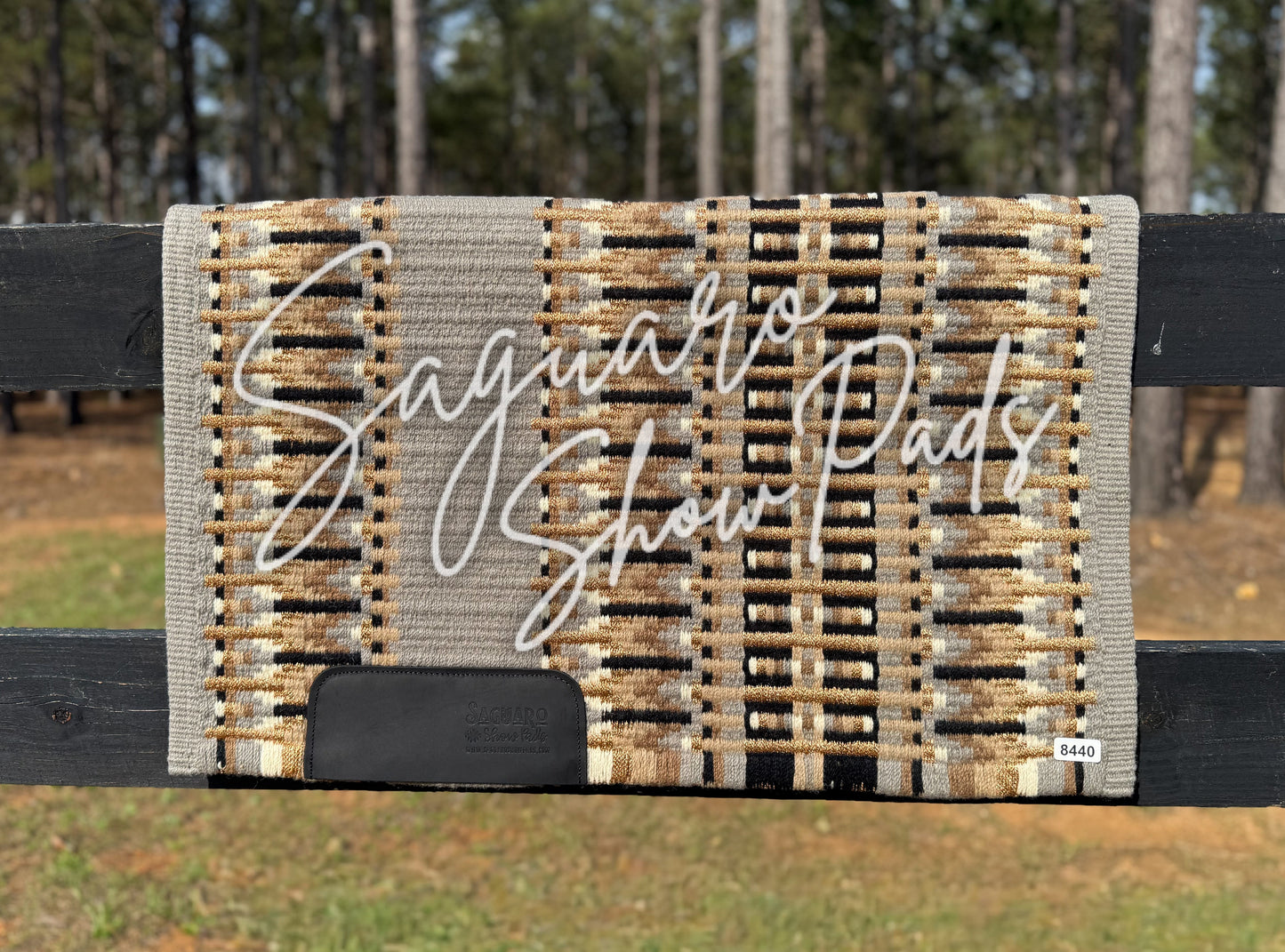 #8440 "Duke" Show Pad