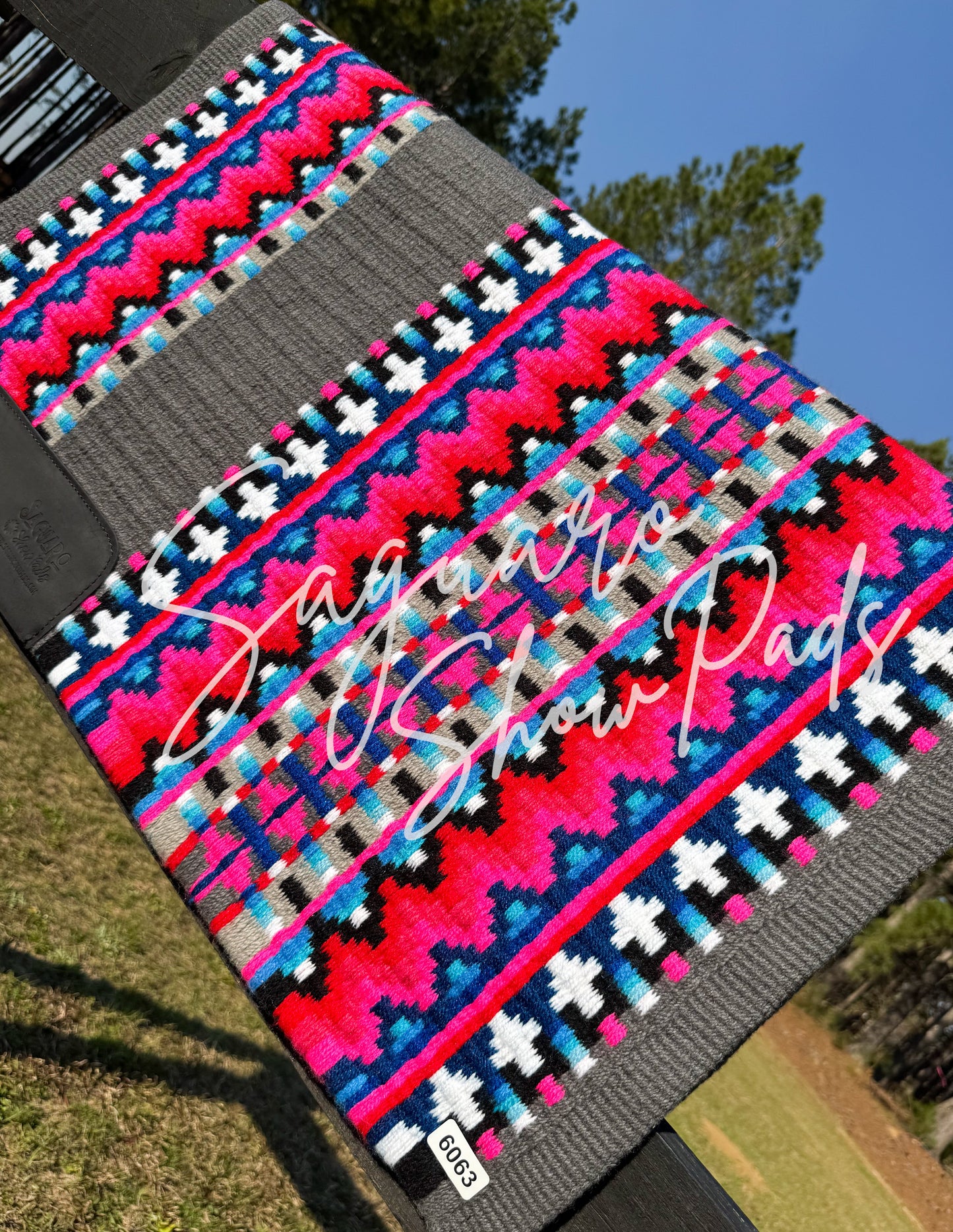 #6063 "Bonnie" Show Pad