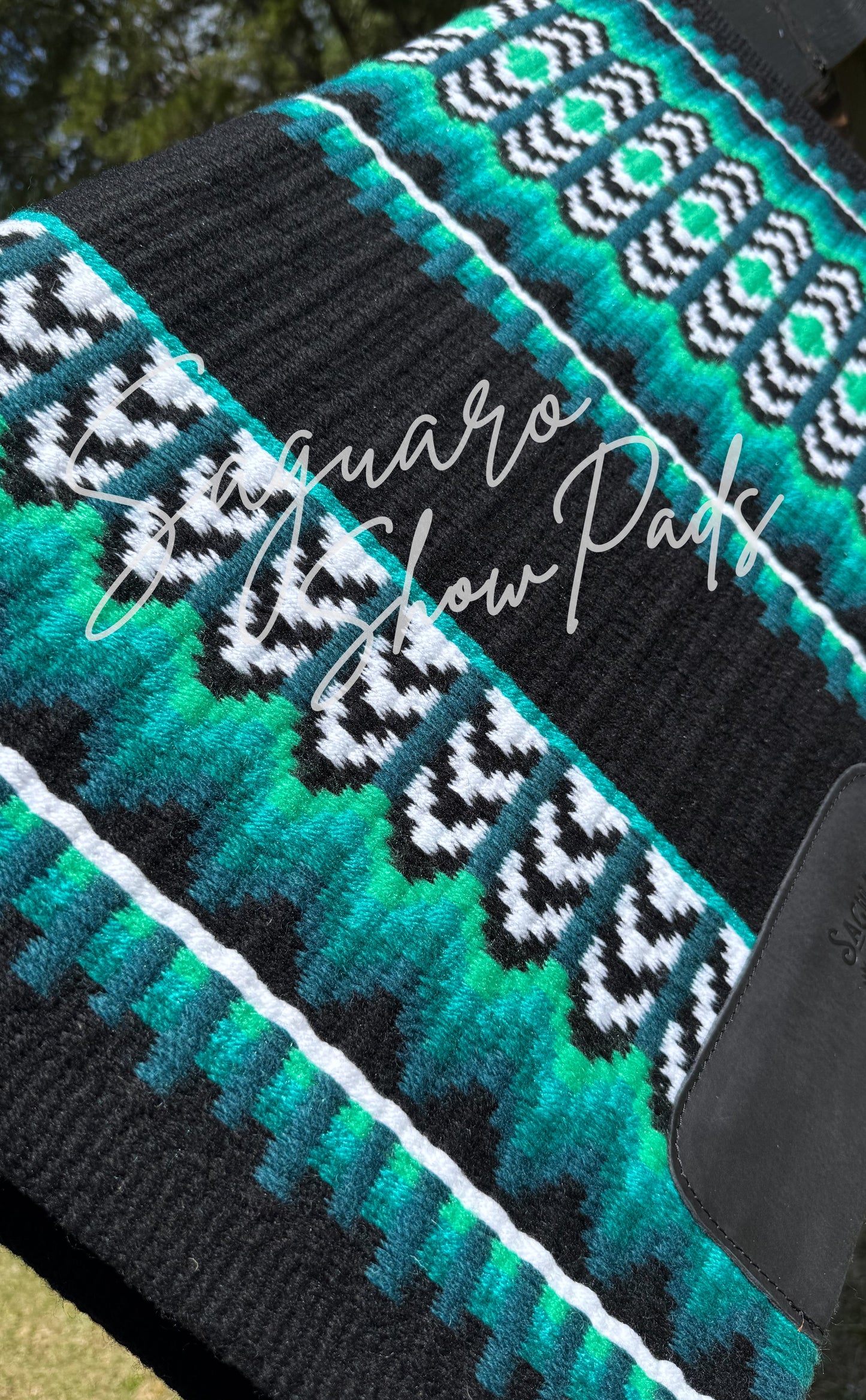 #6068 "Savannah" Show Pad - Re-Order
