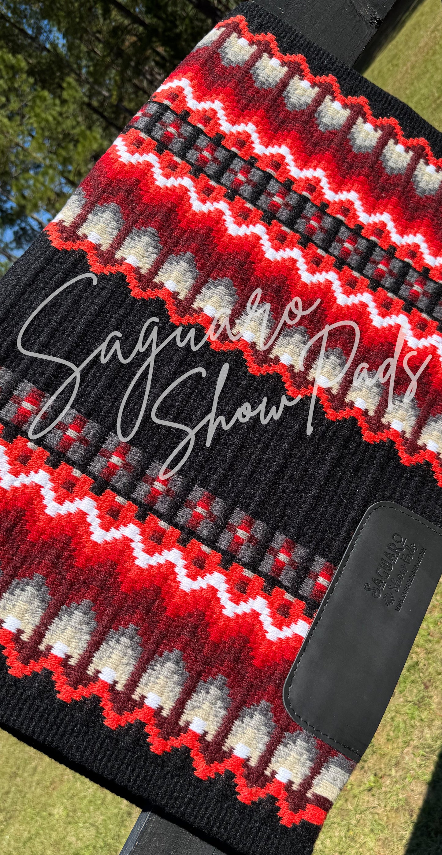 #6138 "Chandler" Show Pad