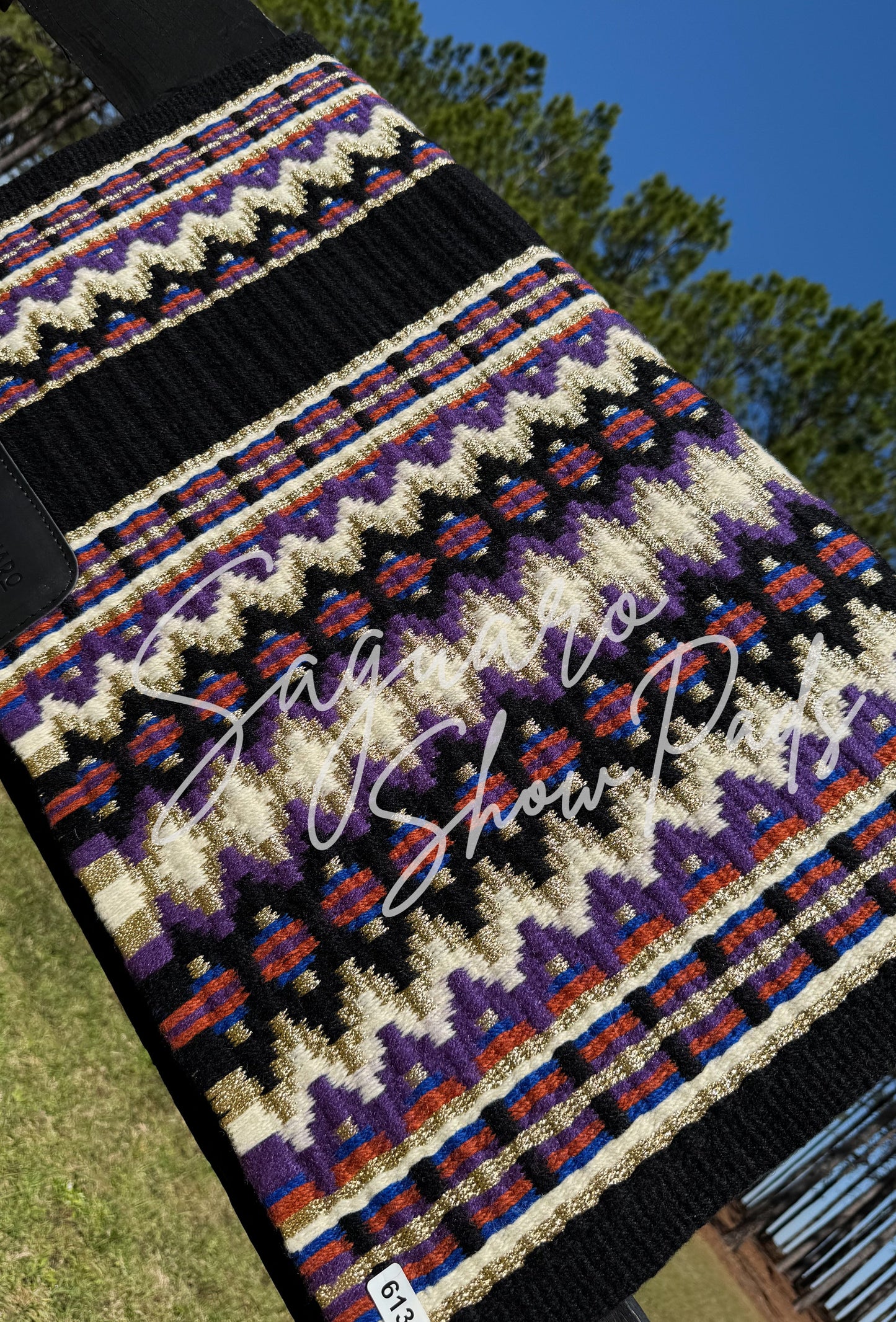 #6131 "Allister" Show Pad