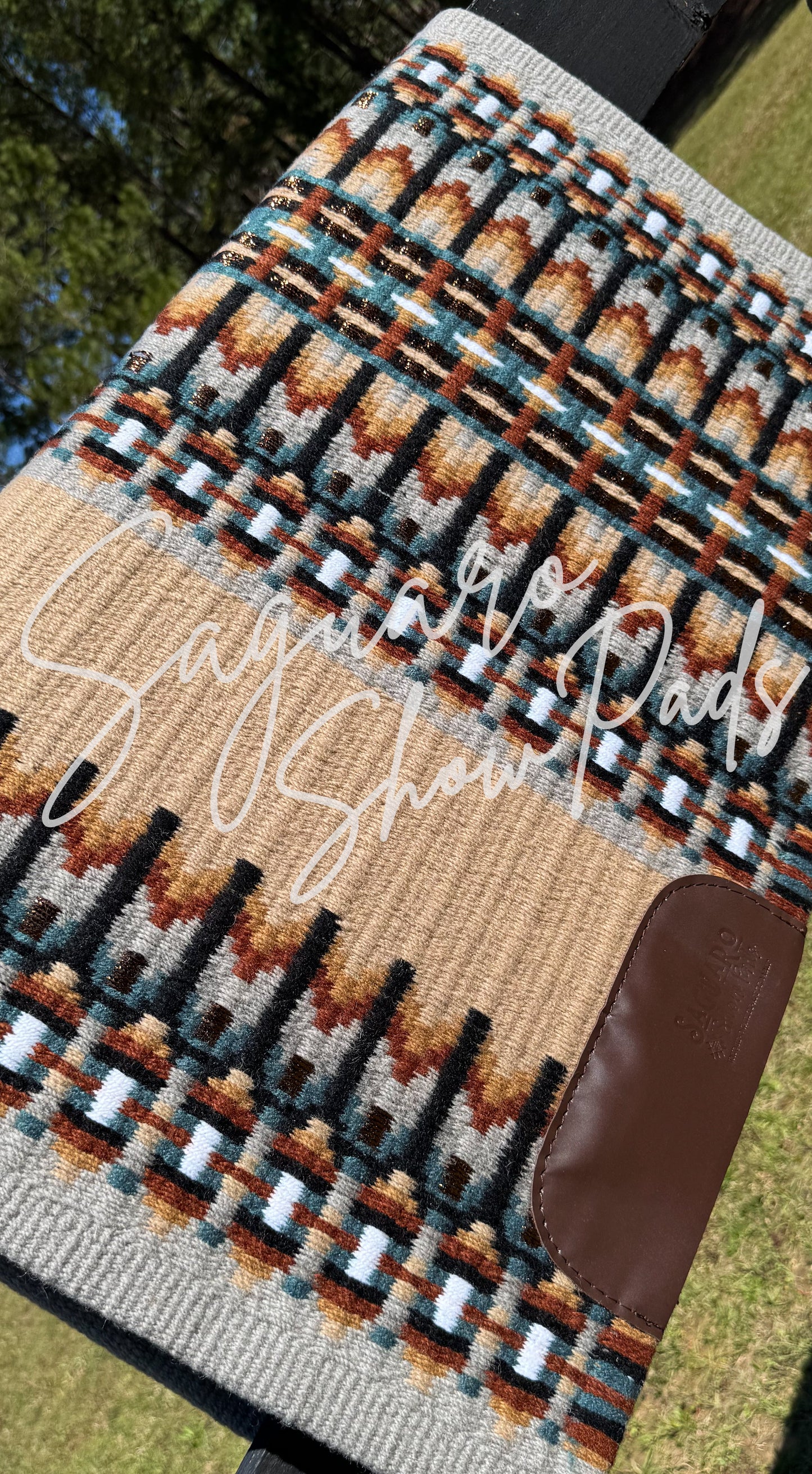 #6140 "Sadie" Show Pad - Re-Order