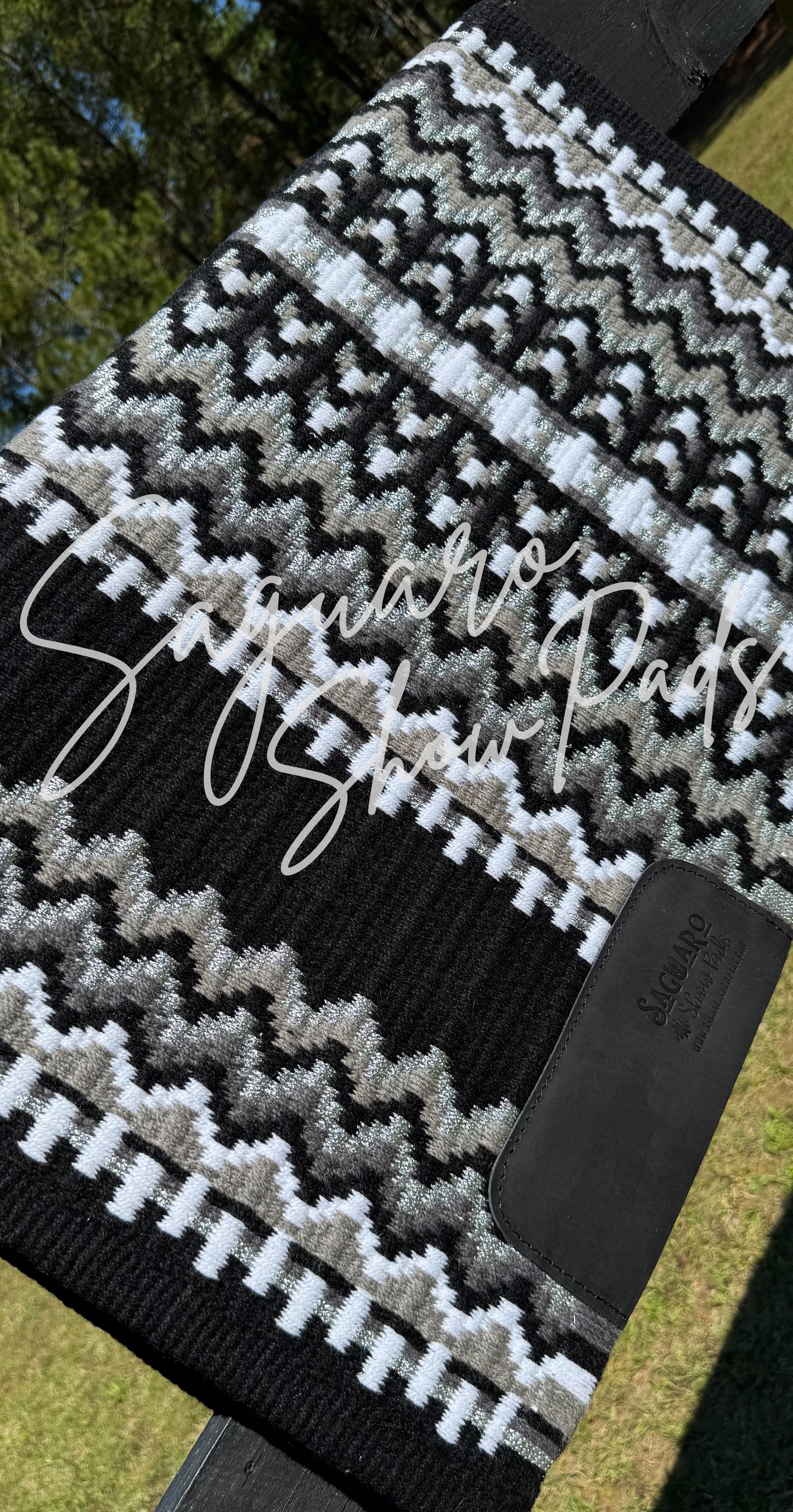 #6143 "Shannon" Show Pad - Re-Order