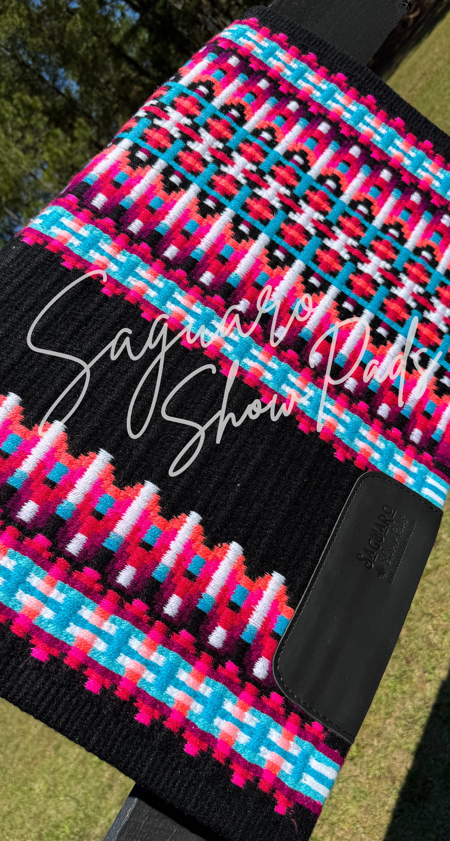 #6146 "Sadie" Show Pad