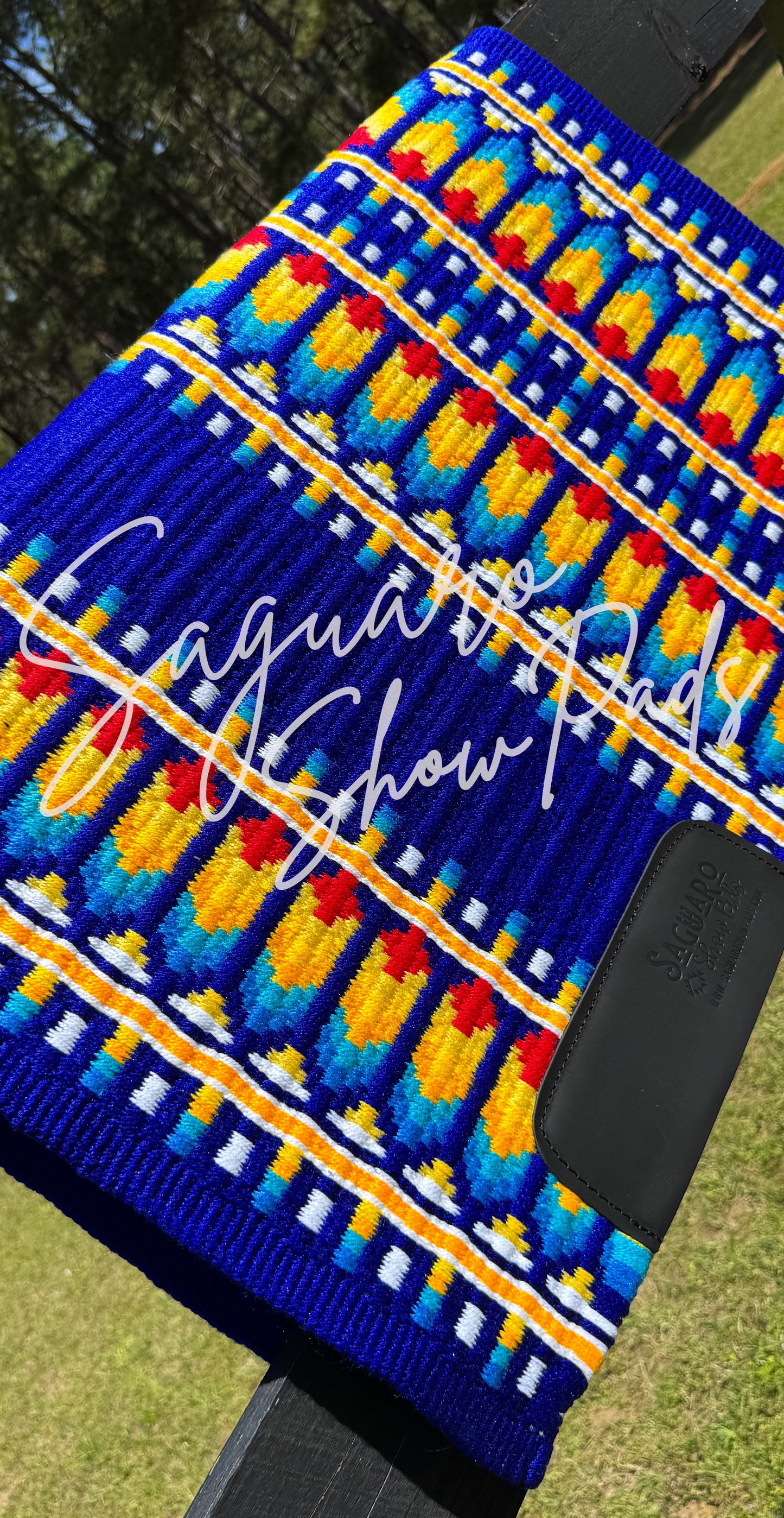 #6183 "Carson" Show Pad