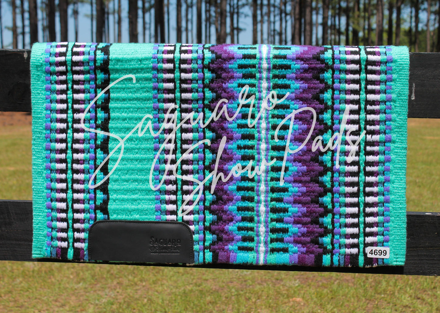 #4699 "Emmie" Show Pad