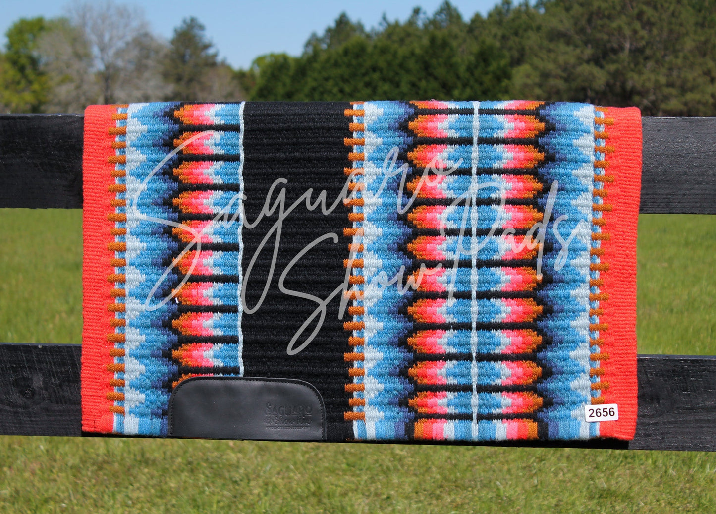 #2656 "Savannah” Show Pad