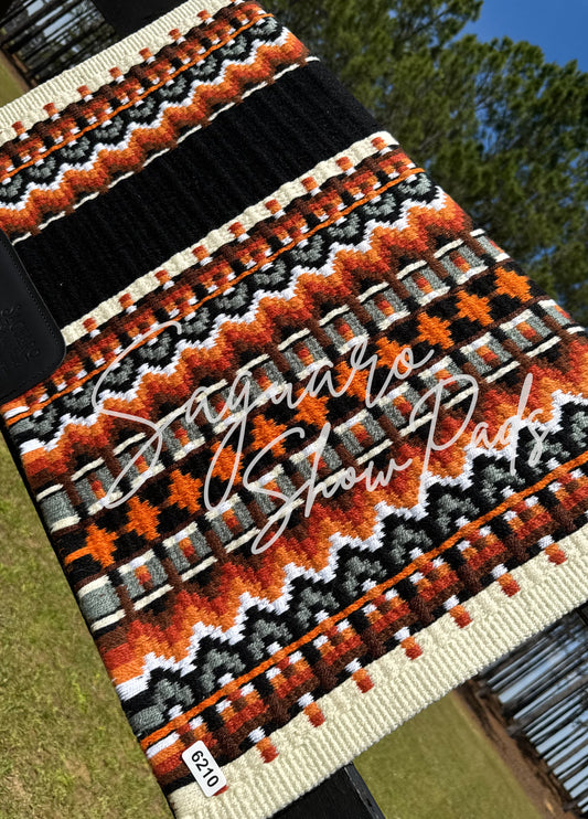 #6210 "Bonnie" Show Pad